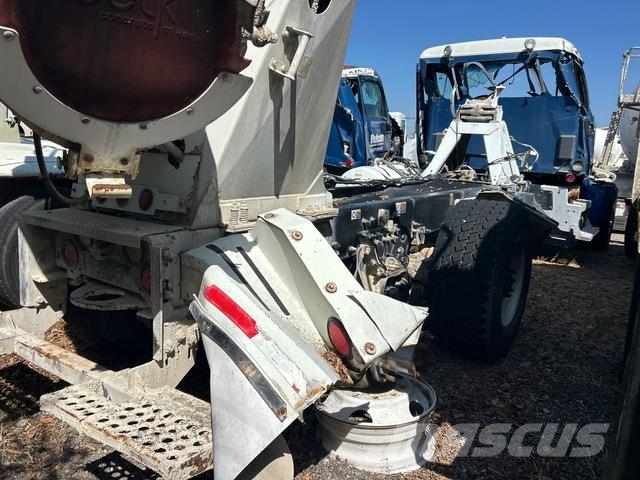 Peterbilt 567 Drugi tovornjaki