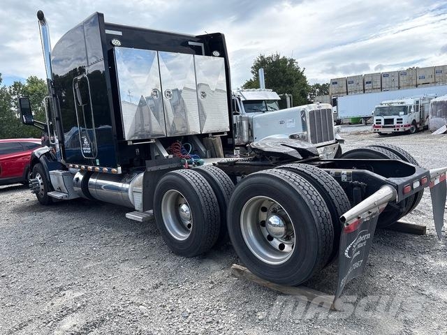 Peterbilt 579 Sadulveokid