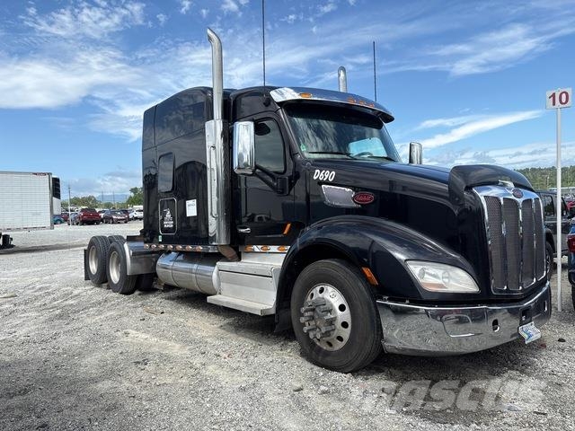 Peterbilt 579 Sadulveokid