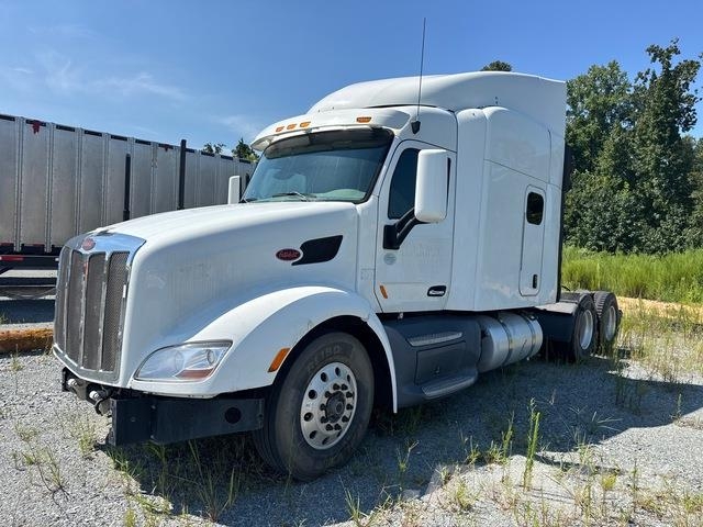 Peterbilt 579 Naudoti vilkikai