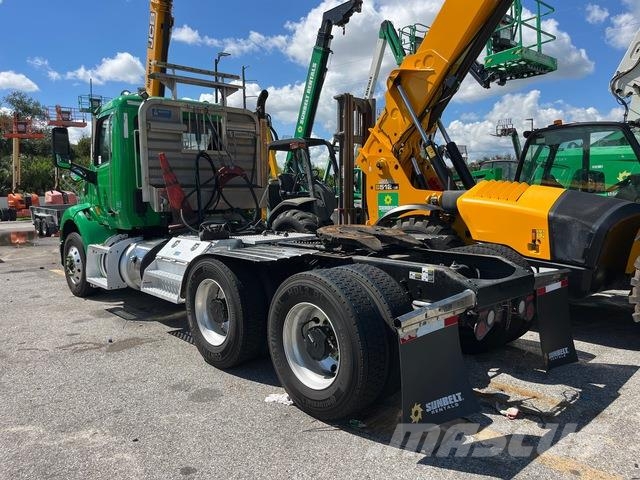 Peterbilt 579 Sadulveokid