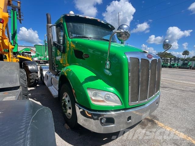 Peterbilt 579 Sadulveokid