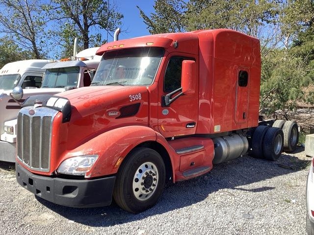 Peterbilt 579 Trekkers