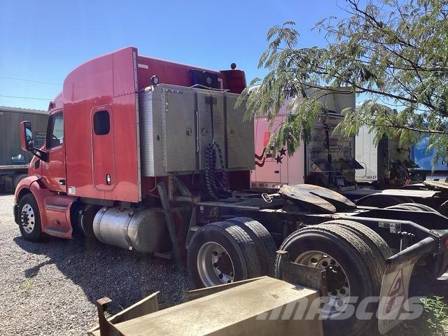 Peterbilt 579 Trekkers