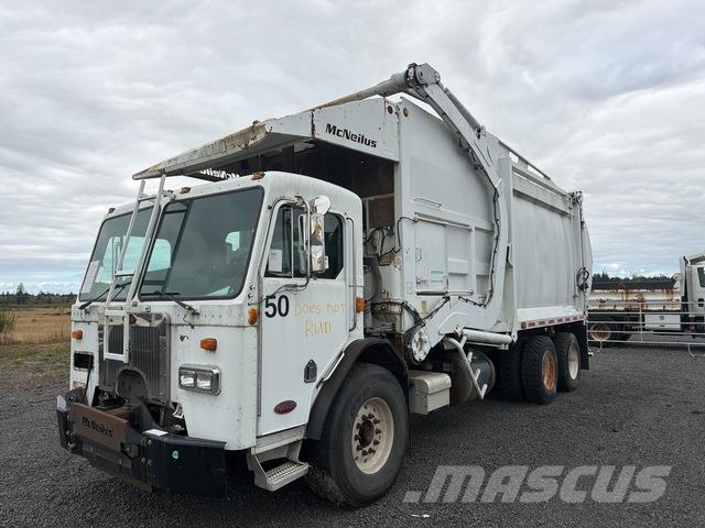 Peterbilt COE 320 Kamioni za otpad