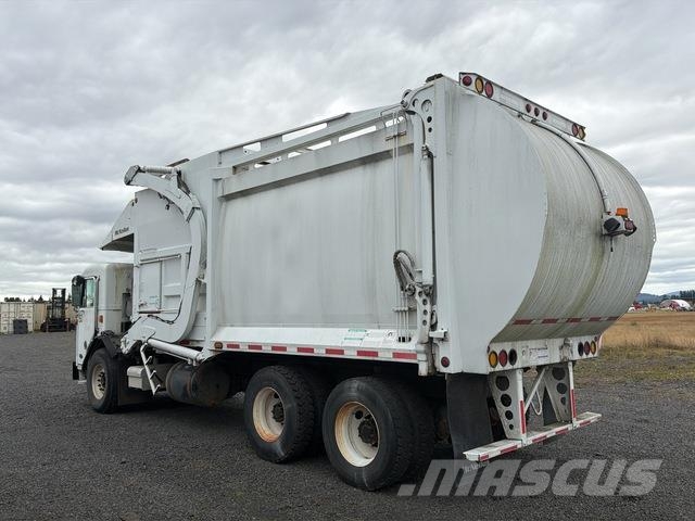 Peterbilt COE 320 Kamioni za otpad