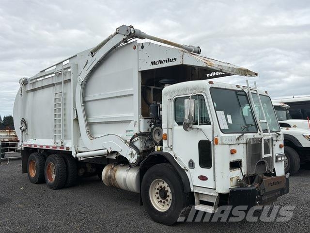 Peterbilt COE 320 Kamioni za otpad