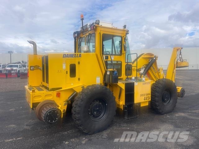 Pettibone Speed Swing 445F Wheel loaders