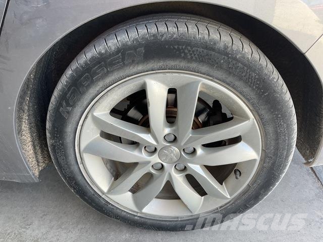 Peugeot 508 سيارات