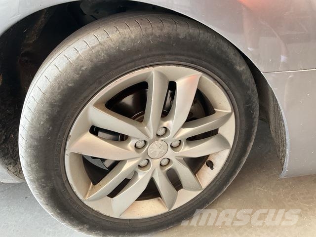 Peugeot 508 سيارات