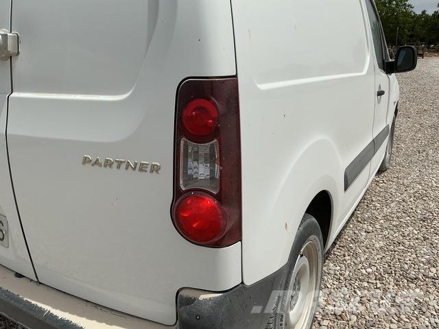 Peugeot Partner Dostavna vozila / kombiji