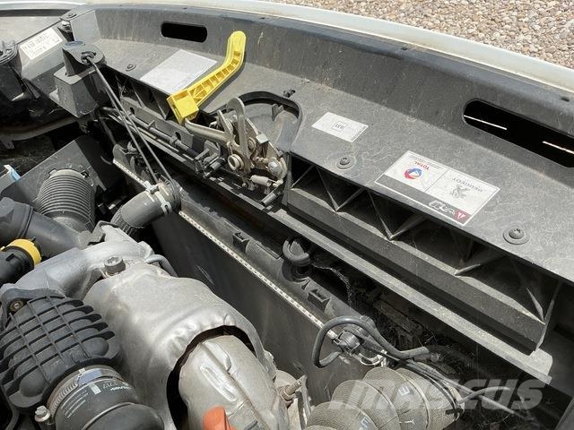 Peugeot Partner Dostavna vozila / kombiji