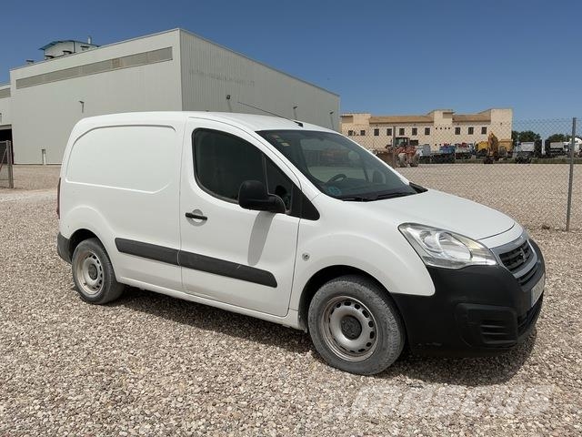 Peugeot Partner Dostavna vozila / kombiji