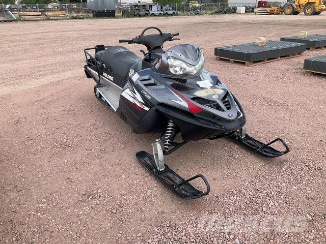 Polaris IQ Widetrak 설상차