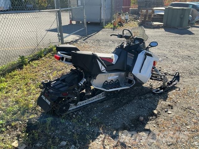 Polaris Switchback Motonieves
