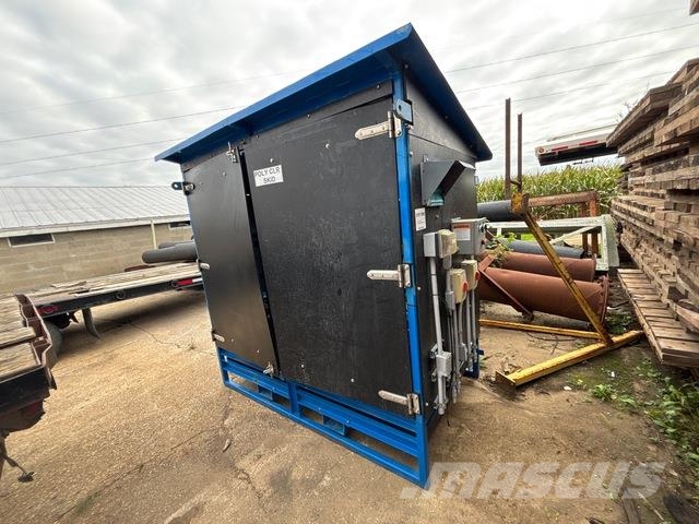 Poly Clr Skid Mounted Pump معدات البناء - غير ذلك