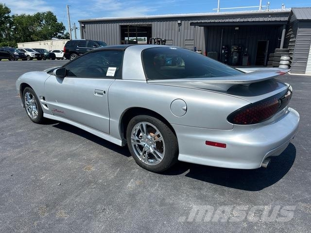 Pontiac Firebird سيارات