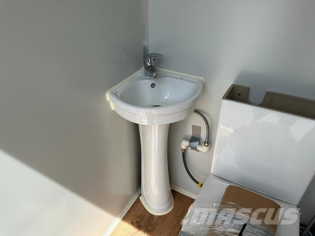 Portable Toilet (Unused) Čelični okviri za građevine