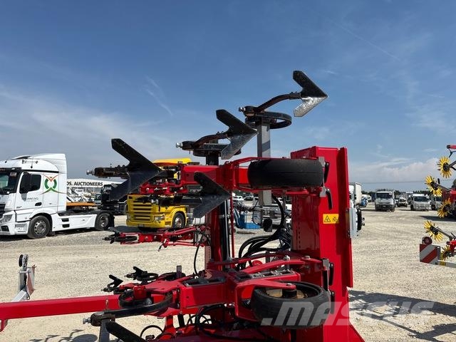 Pöttinger FLEXCARE V4700 Cultivatoren