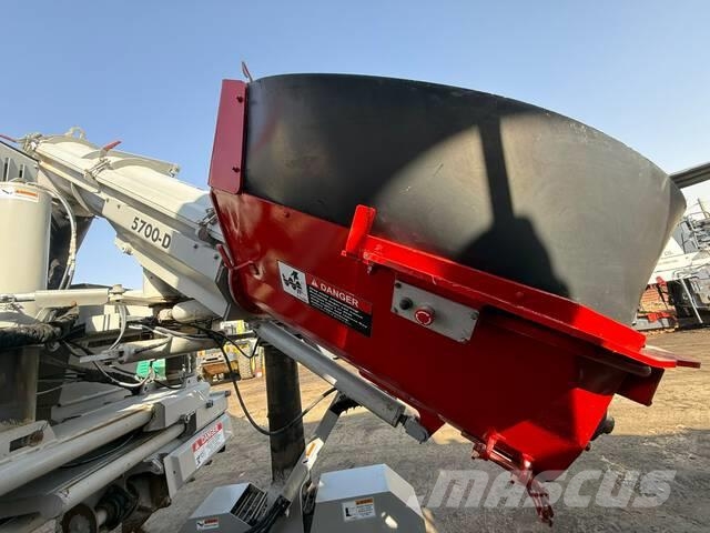 Power Curber 5700D معدات البناء - غير ذلك