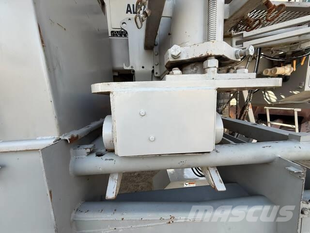 Power Curber 5700D معدات البناء - غير ذلك