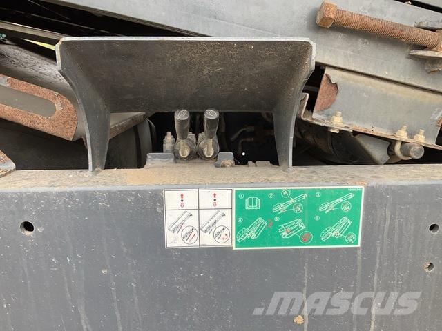 Powerscreen 1400X Screeners