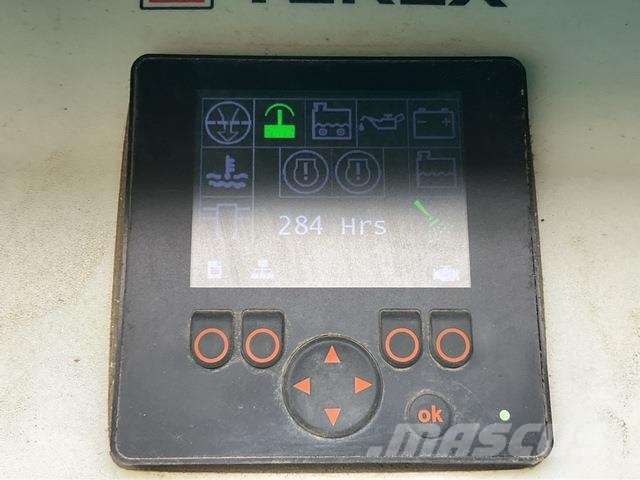 Powerscreen 1400X Screeners