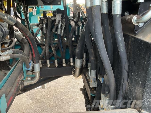 Powerscreen 1400X Screeners