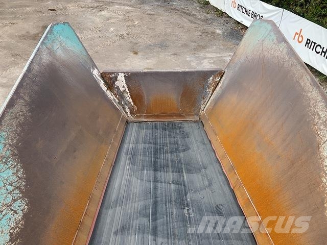 Powerscreen 1400X Screeners