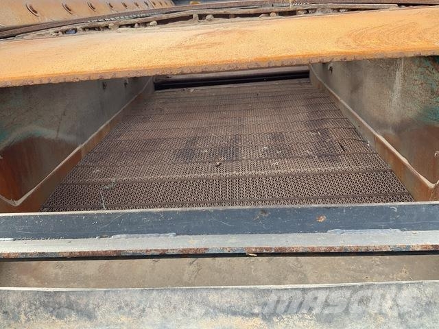 Powerscreen 1400X Screeners