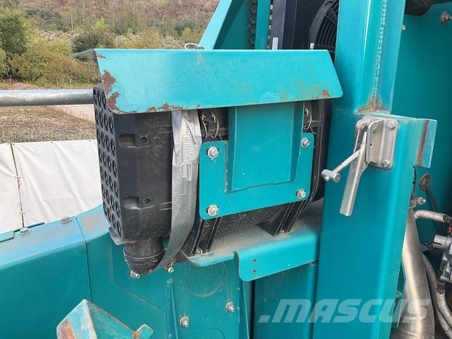 Powerscreen Trakpactor 260 Crushers