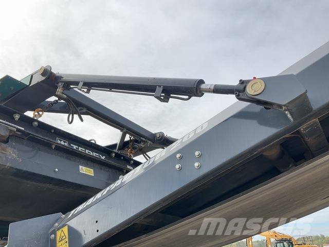 Powerscreen Trakpactor 260 Crushers