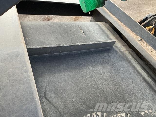 Powerscreen Trakpactor 260 Crushers