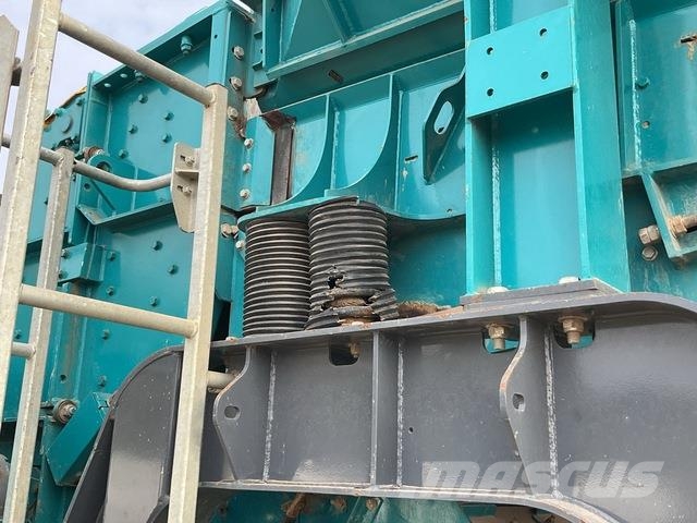 Powerscreen Trakpactor 260 Crushers