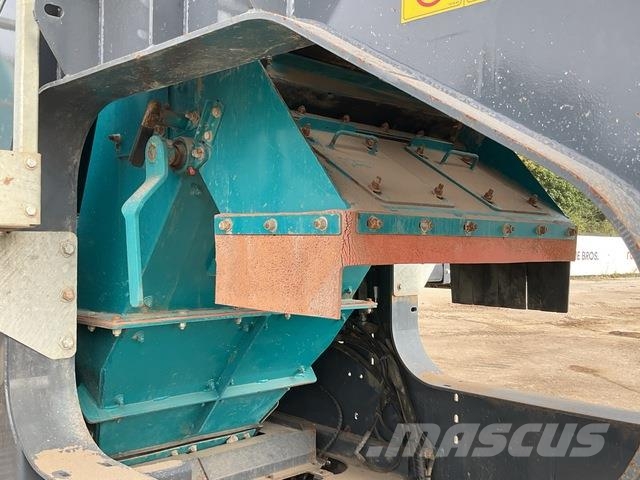Powerscreen Trakpactor 260 Crushers