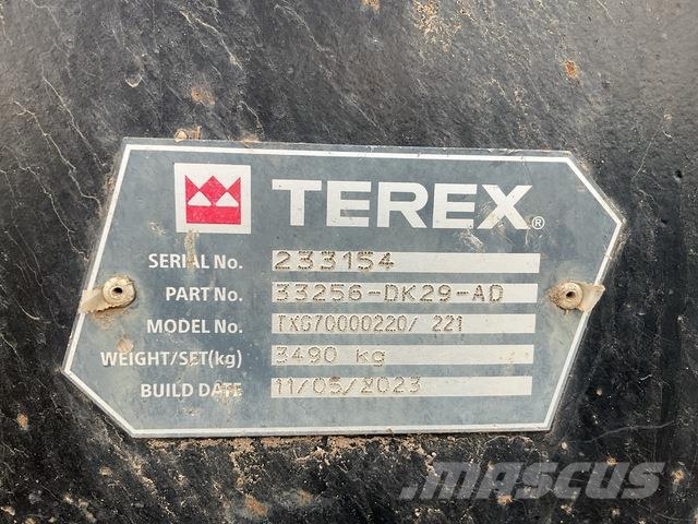 Powerscreen Trakpactor 260 Crushers