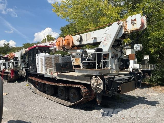 PowerTraxx PT15 Tracked cranes