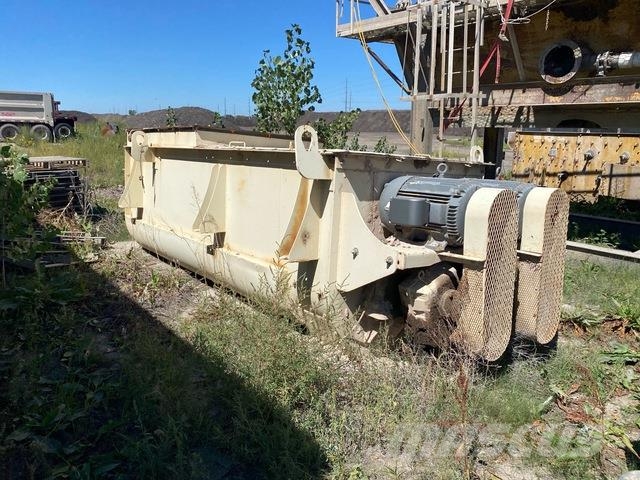Pugmill Concrete/mortar mixers