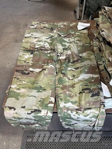  Qty of Multi Cam BDU Short Trousers Protective Gea Outros componentes