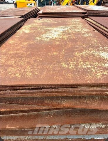  Quantity of (10) 6 ft x 10 ft x 1 in Thick Steel R Stavebnictví - ostatní