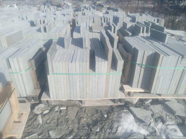  Quantity of (14) Blue Landscaping Paver Stones Lauksaimniecība- Citi