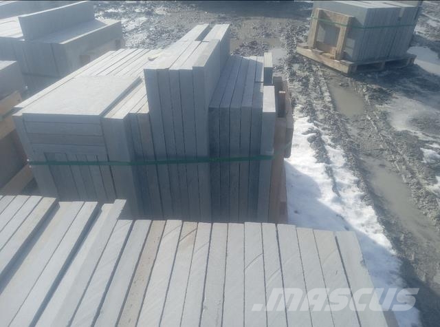  Quantity of (14) Blue Landscaping Paver Stones Lauksaimniecība- Citi
