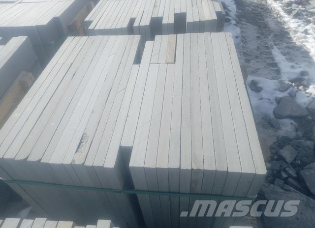Quantity of (14) Blue Landscaping Paver Stones Lauksaimniecība- Citi