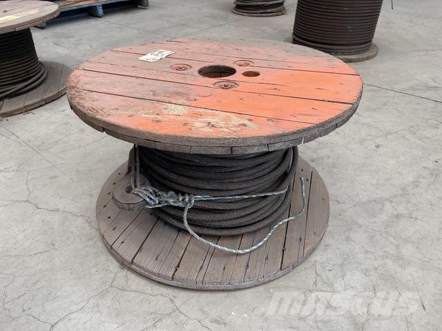 Quantity of 16 mm x 110 Wire Rope - Fits Humma Другие грузоподъемные машины