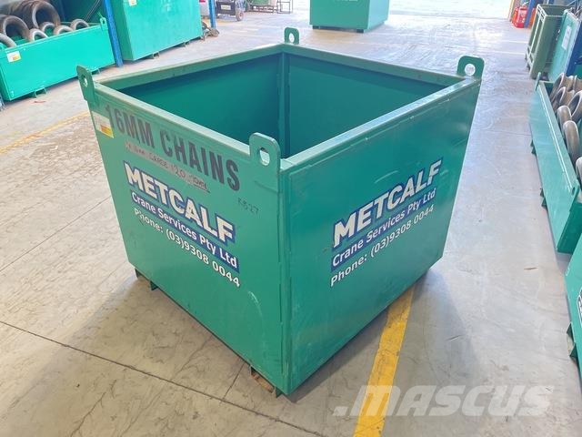 Quantity of (2) 16 mm x 10 m G120 Chains Ostali kranovi