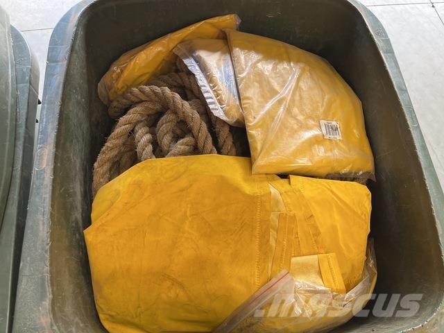  Quantity of (2) 240 m Tagline Rope Andere Krane