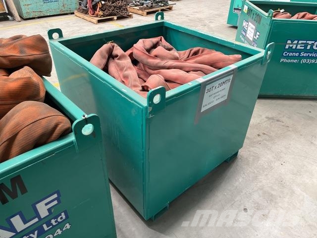  Quantity of (2) 30t x 20 m Soft Round Sling Other