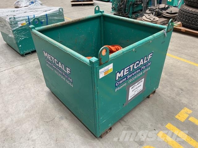 Quantity of (2) 40 t x 4 m Soft Sling Other