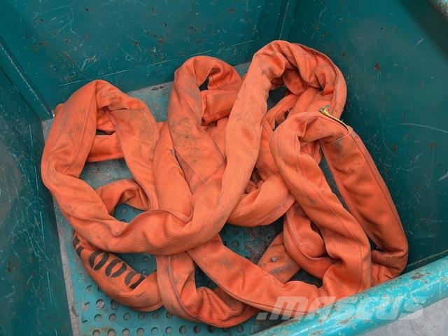Quantity of (2) 40 t x 4 m Soft Sling Other
