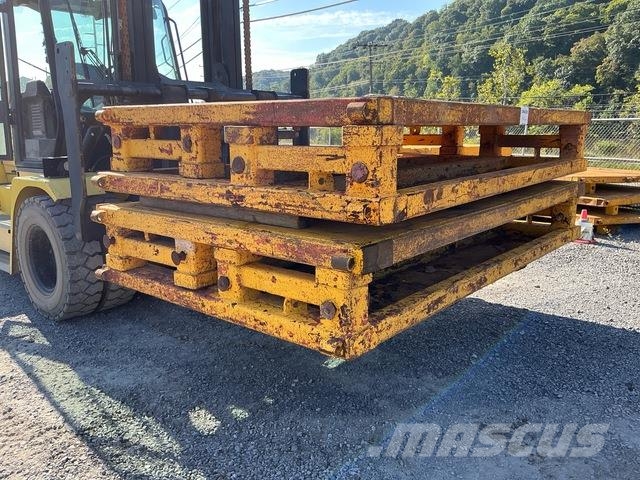 Quantity of (2) 6 ft x 10 ft (4 in Wall) Trench Sh Drilling equipment accessories and spare parts